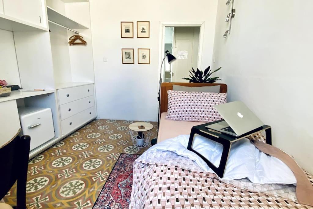 Free Breakfast, Pool, Spacious Aircon Hideaway Apartamento Mosta Exterior foto