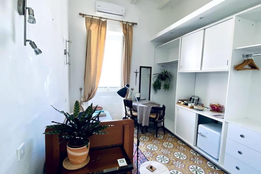Free Breakfast, Pool, Spacious Aircon Hideaway Apartamento Mosta Exterior foto
