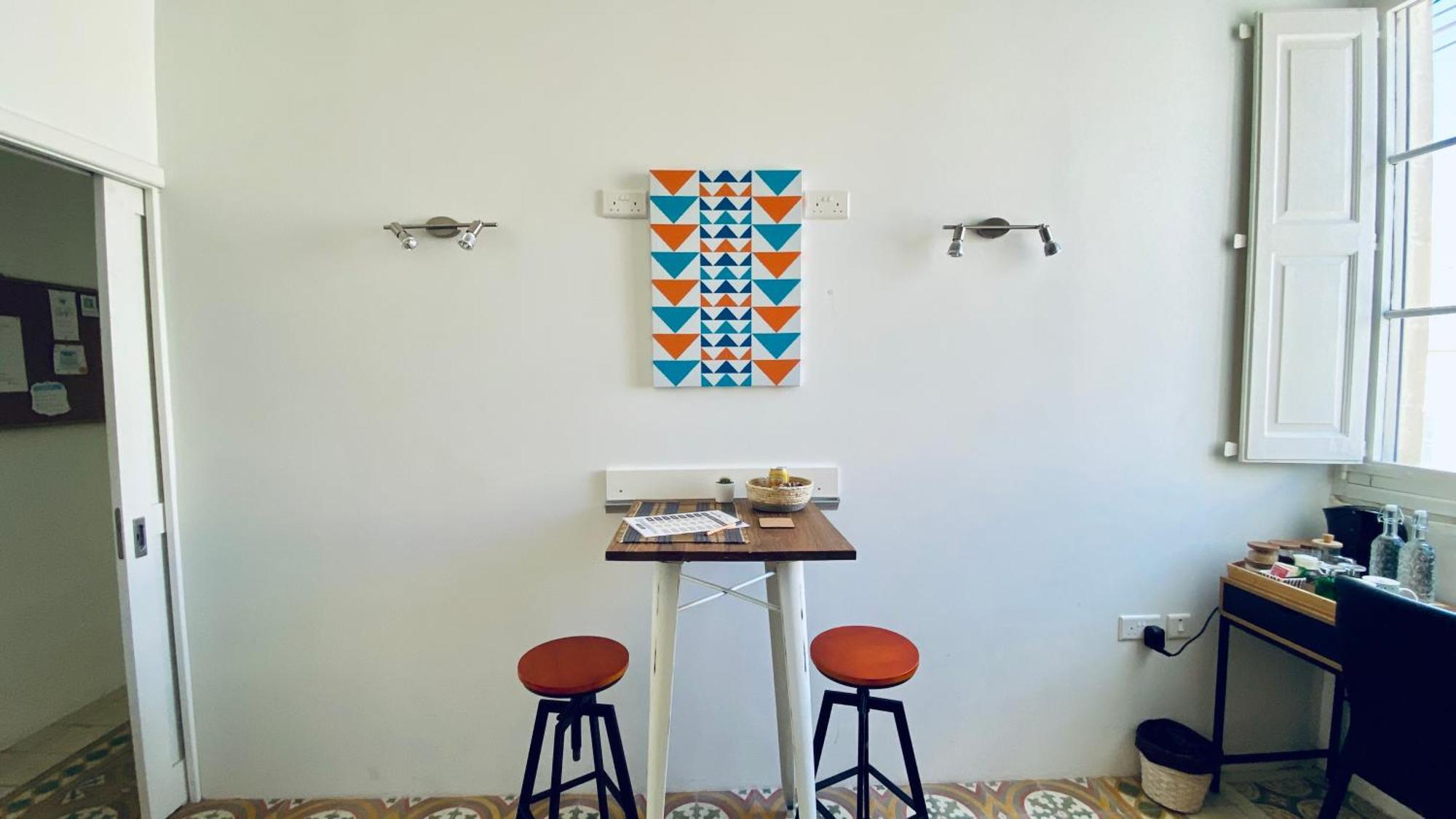 Free Breakfast, Pool, Spacious Aircon Hideaway Apartamento Mosta Exterior foto